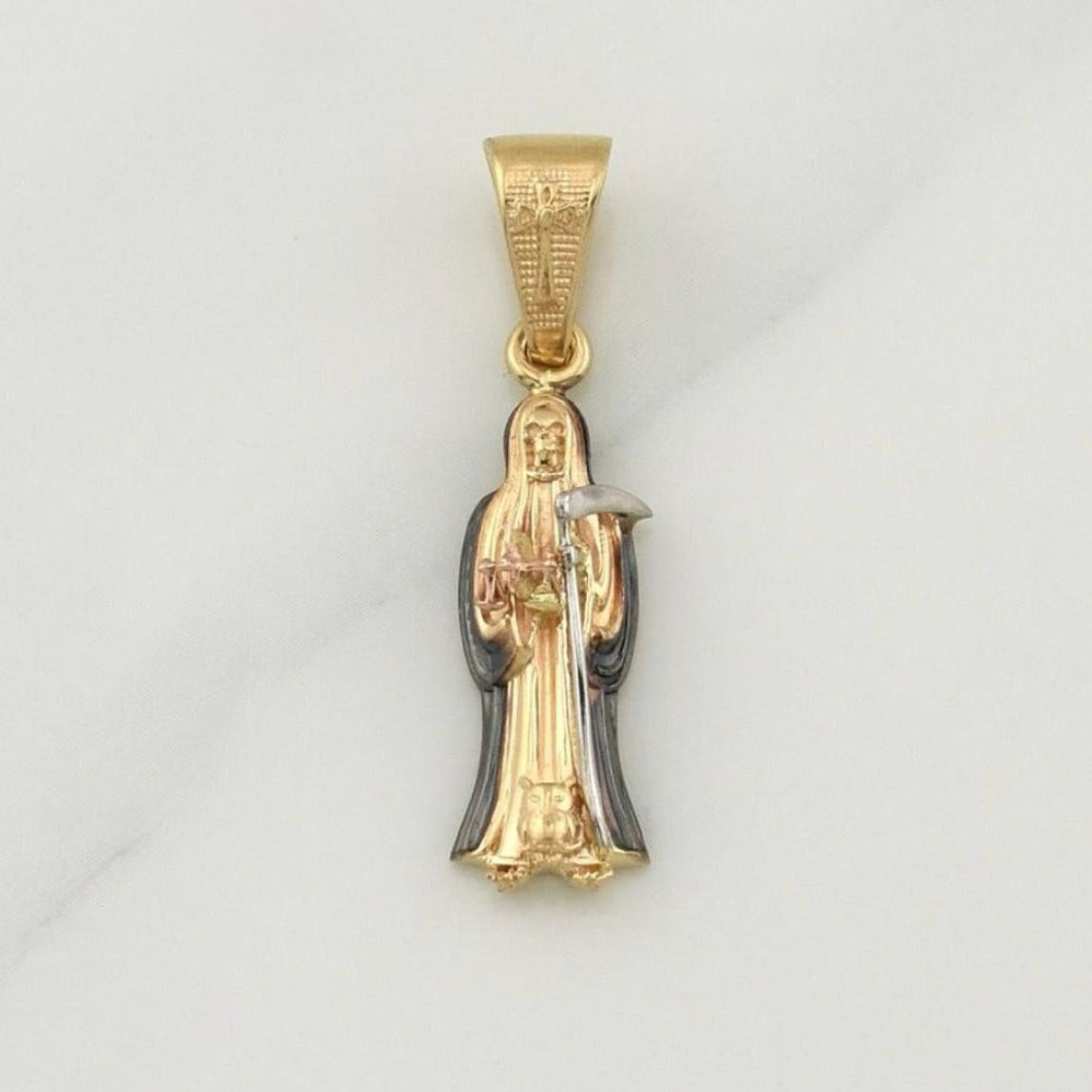 Dije Santa Muerte 2.45 g / 1 1/4 in Tres Oros 18K