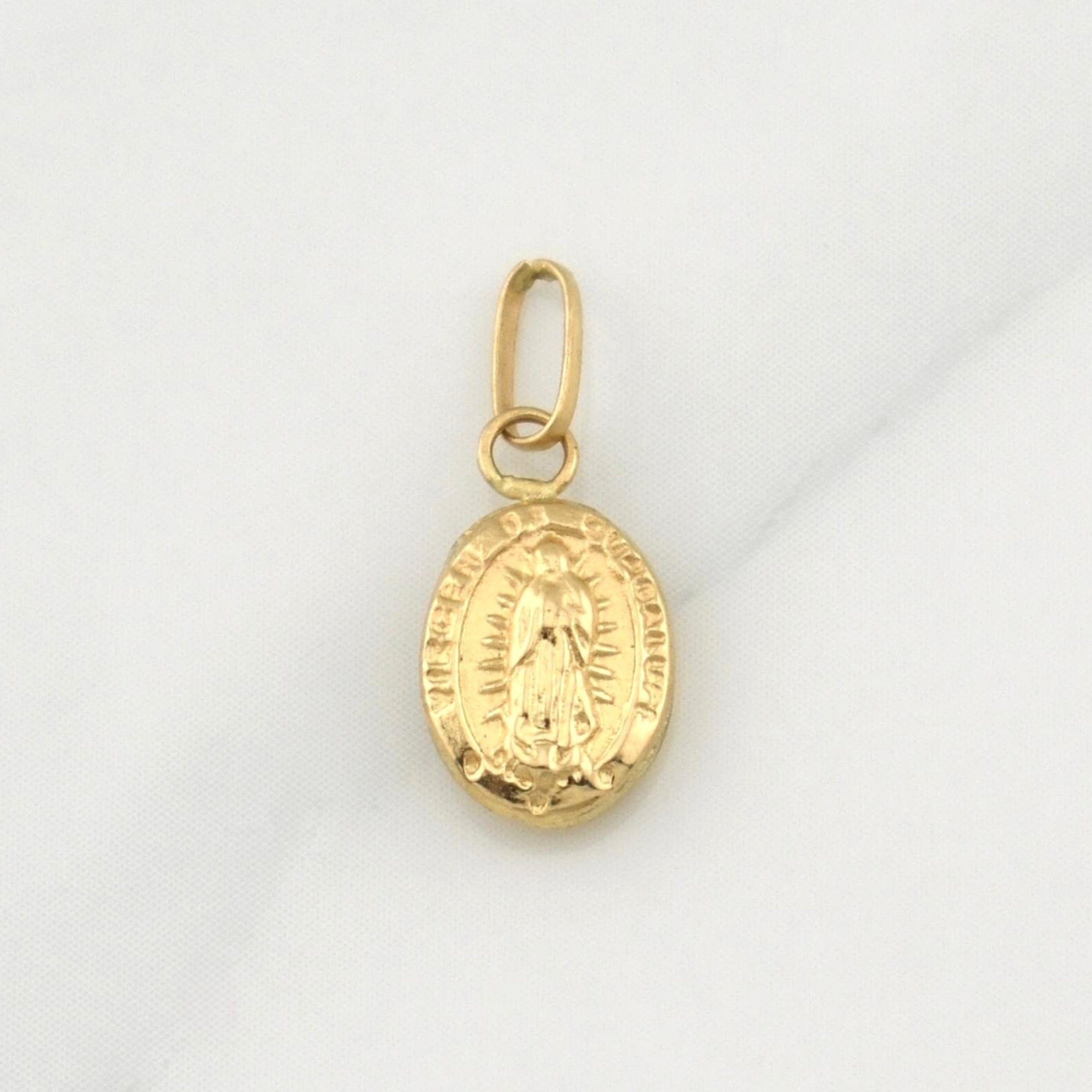 Dije Virgen De La Guadalupe 0.25 g / 1/2 in Oro Amarillo 18K
