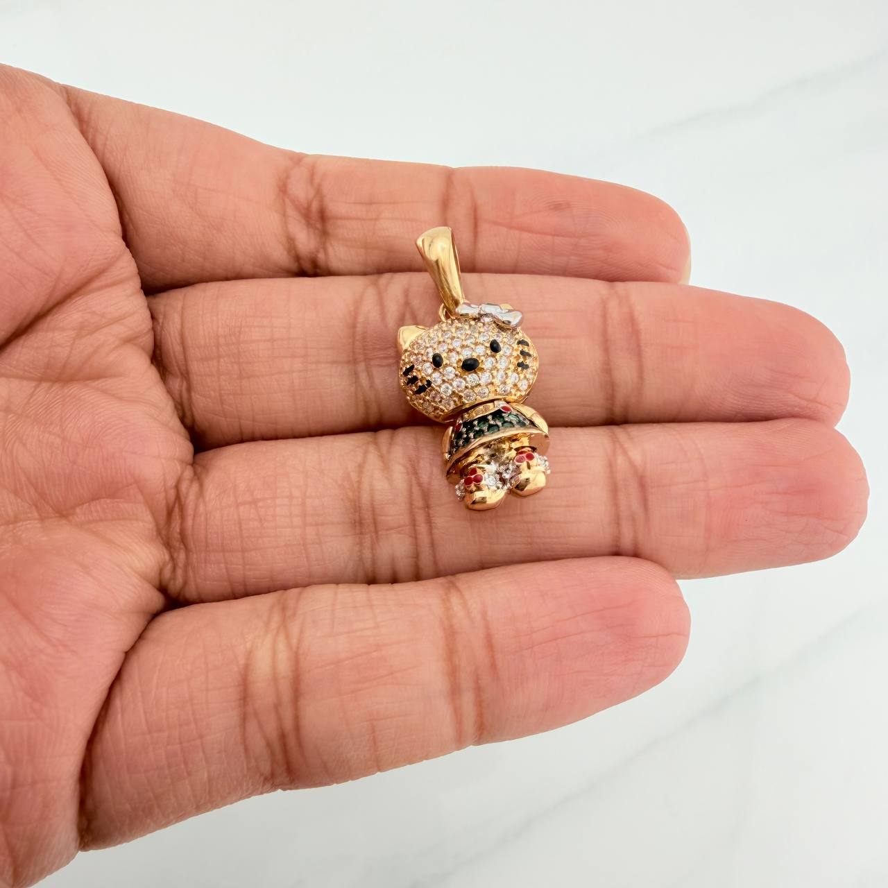 Dije Gata Articulada 4.7 g / 1 in Tres Oros 18K