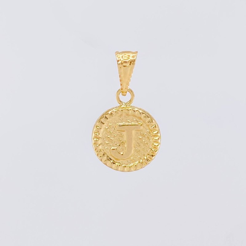 Dije Circulo Letra J 0.6g / 3/4 in Oro Amarillo 18K