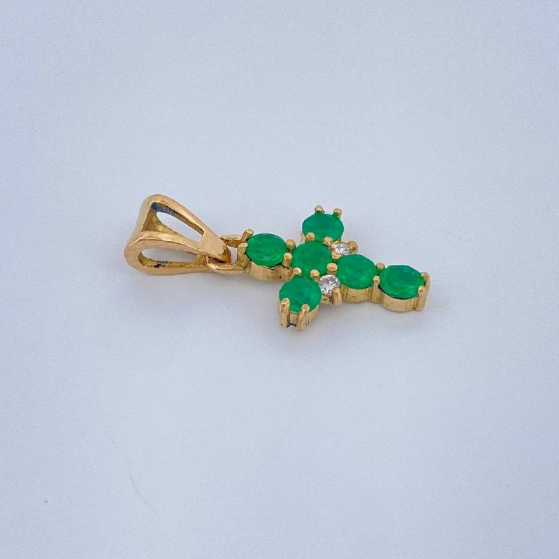 Pendant Cross 0.7gr / 0.8in / 18K Gold