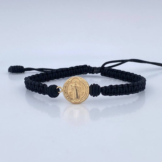 Pulsera Tejida Negra San Benito 1.3gr / Oro 18K $