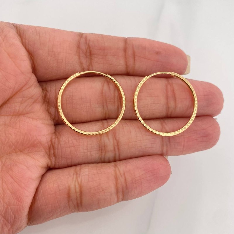 Candongas Aro Rayado 1.65 g / 1 in Oro Amarillo 18K