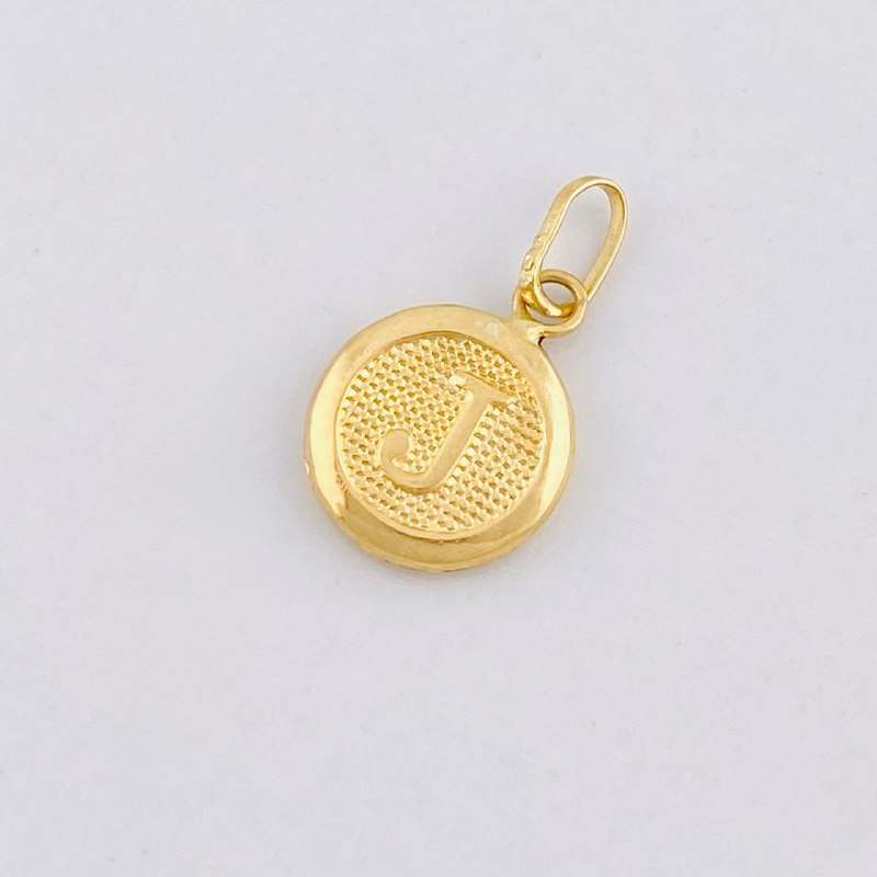 Dije Circulo Letra J 0.4g / 1/2 in Oro Amarillo 18K