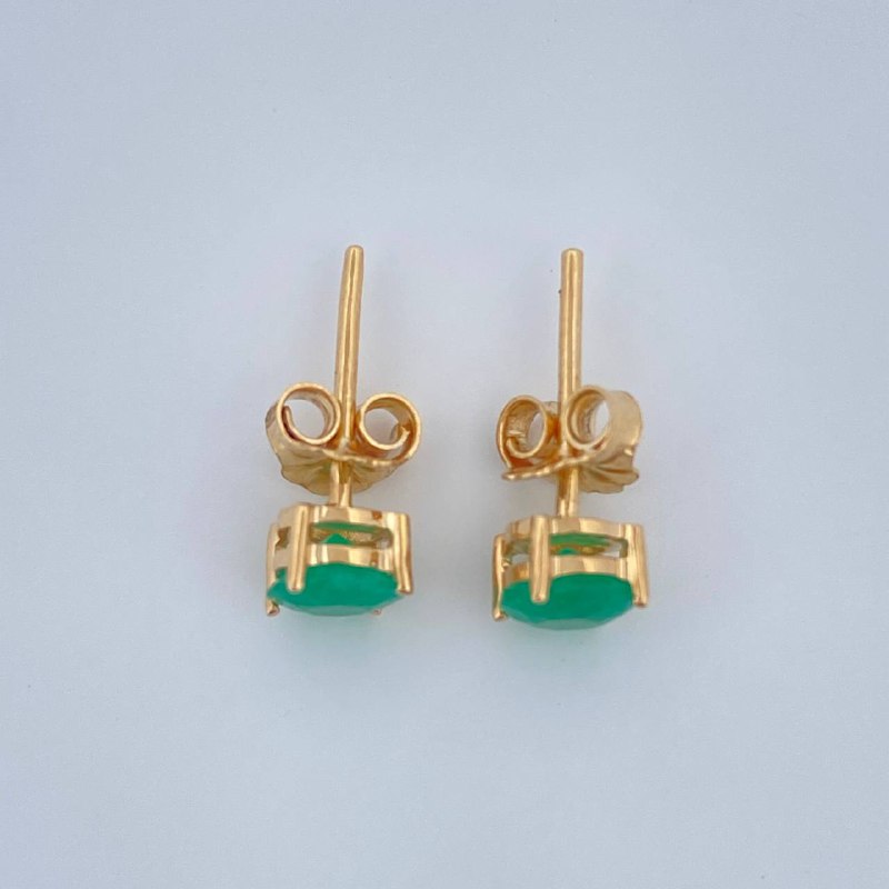 Topos Cuatro Garras Esmeralda 1.1gr / Oro Amarillo 18K %