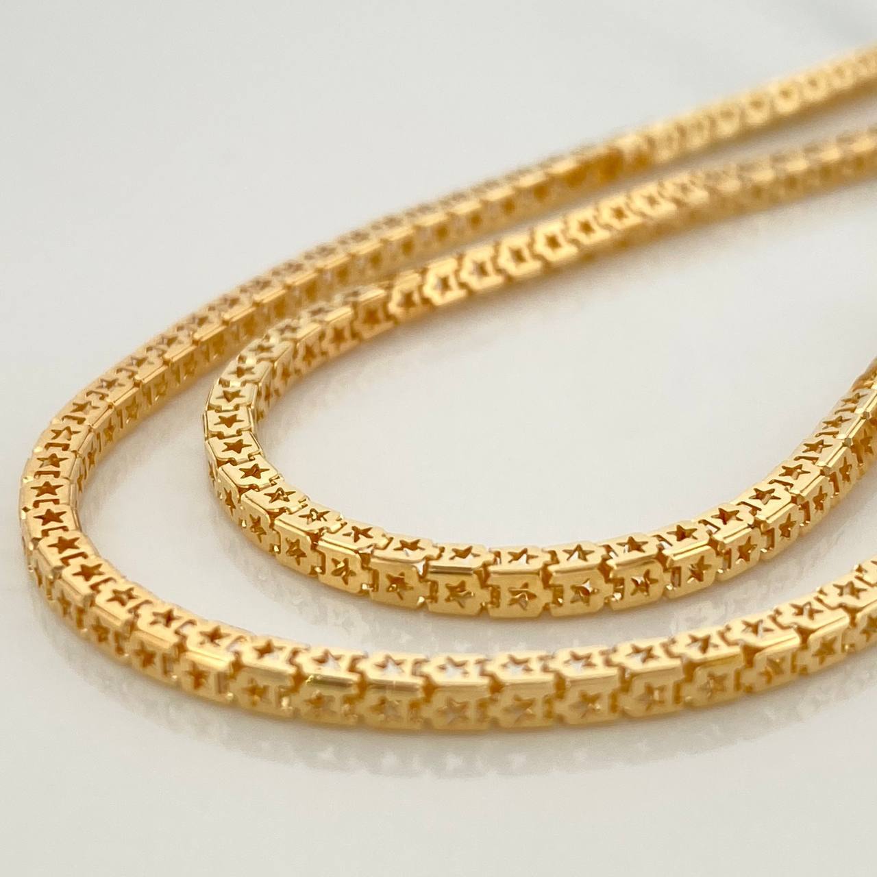 Cadena Veneciana Estrellas 8.1 g / 19 3/4 in / 2 mm Oro Amarillo 18K