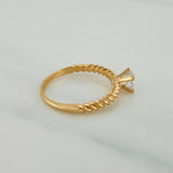 Anillo Solitario Trenzado 2.55gr / T7 1/4 / 1 in / Oro Amarillo 18K $