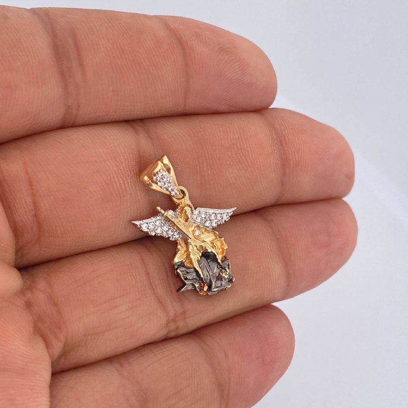 Pendant San Miguel 2.85gr / 1.1in / Three Golds 18K $