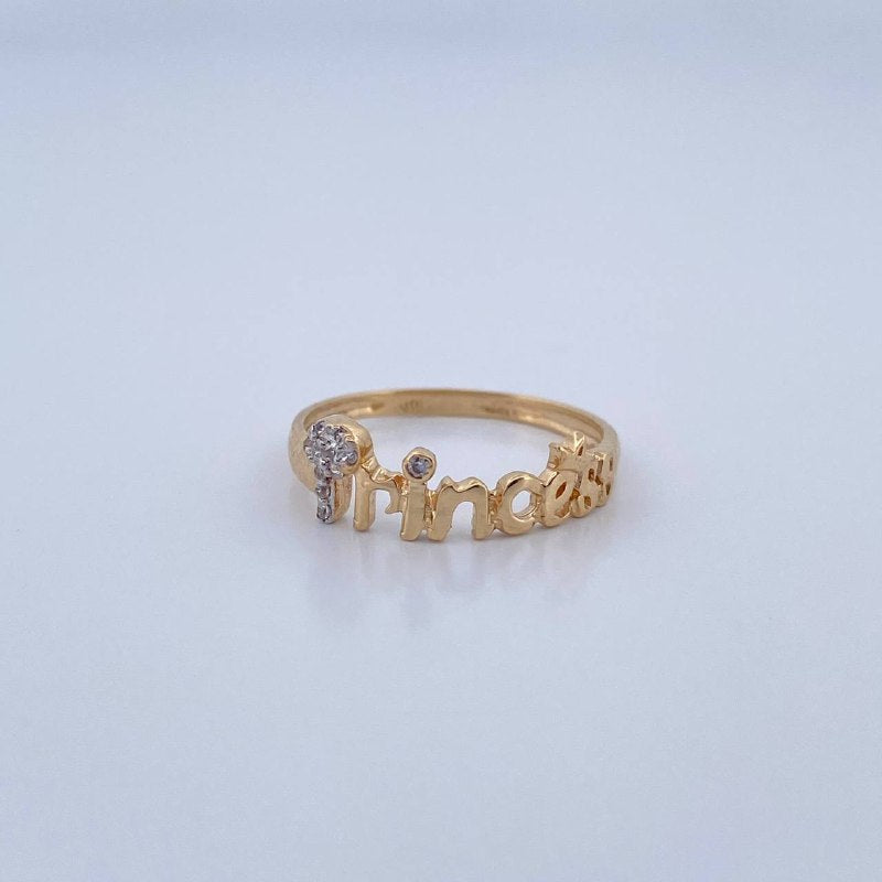 Princess Ring 1.55gr / Size 6 1/2 / 18K Gold &