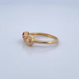 Infinity Ring 2.25gr / Size 7 1/4 / 18K Gold &