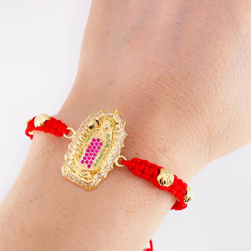 Pulsera Tejida Roja Virgen de Guadalupe Bolas Diamantadas Oro Amarillo 18K