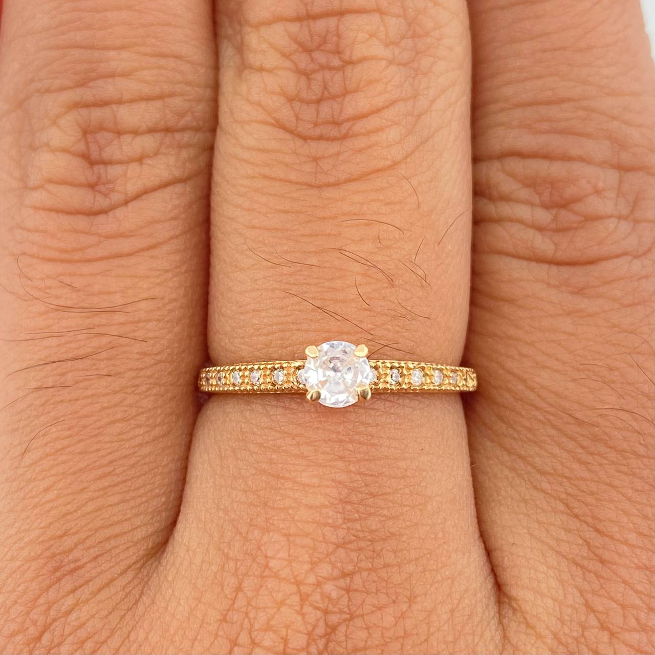 Anillo Solitario Churumbela 1.4gr / T5 1/2 / 3/4 in / Oro Amarillo 18K $