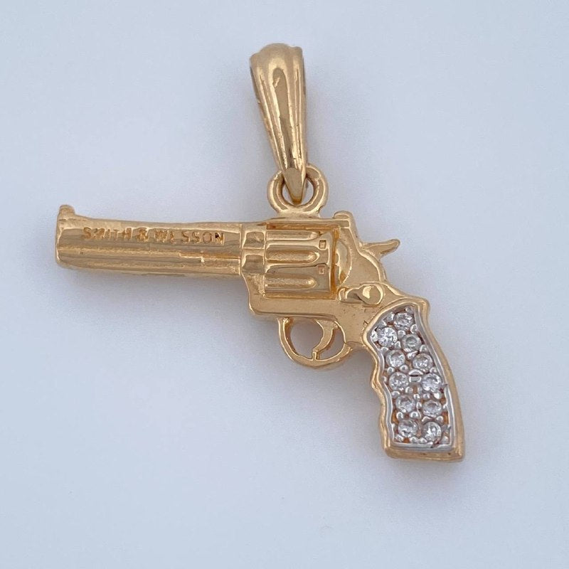 Pendant Revolver 2.65gr / 1in / 18K Gold $