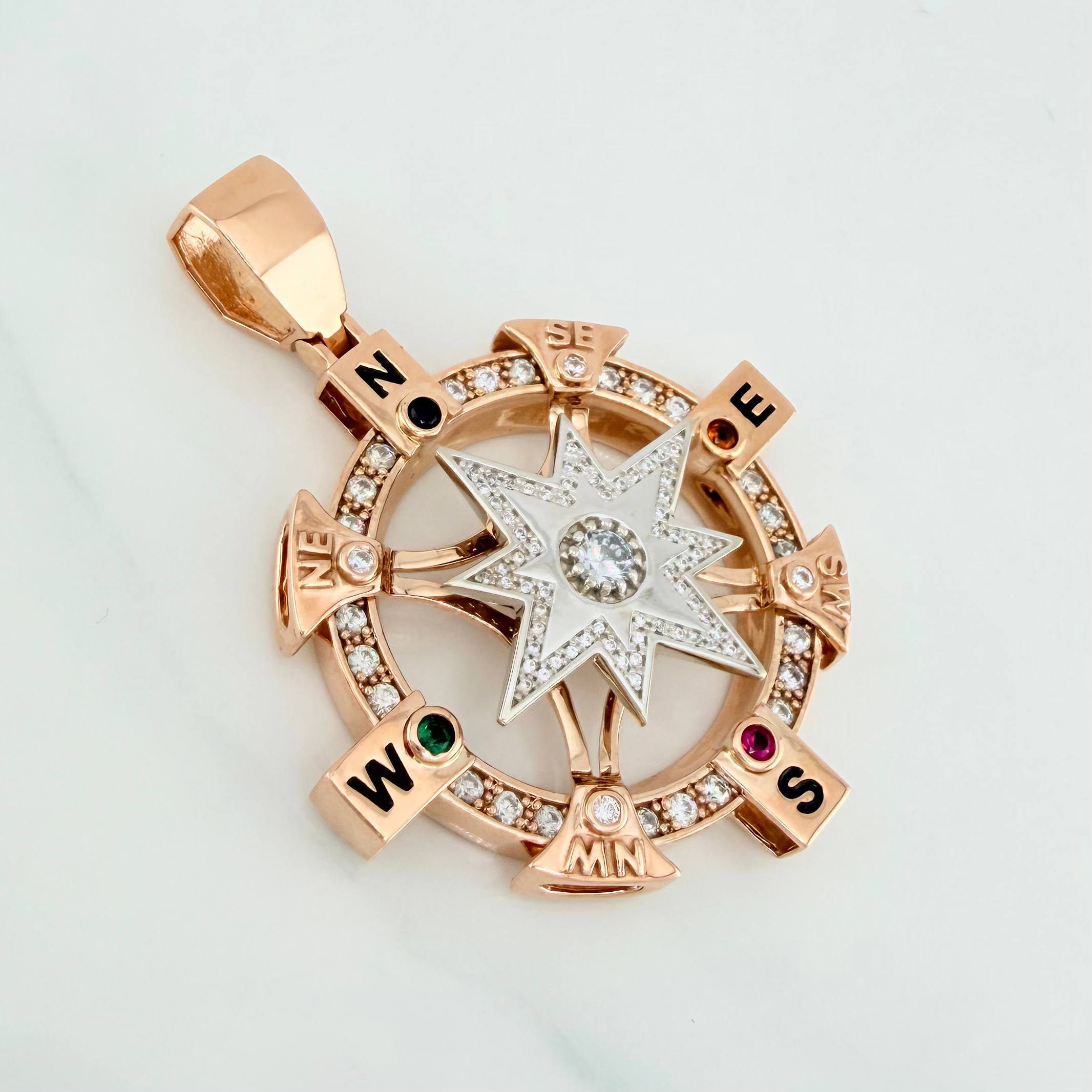 Pendant Compass Cardinal Star 32 g / 2 1/4 in Two Golds White Rose 18K