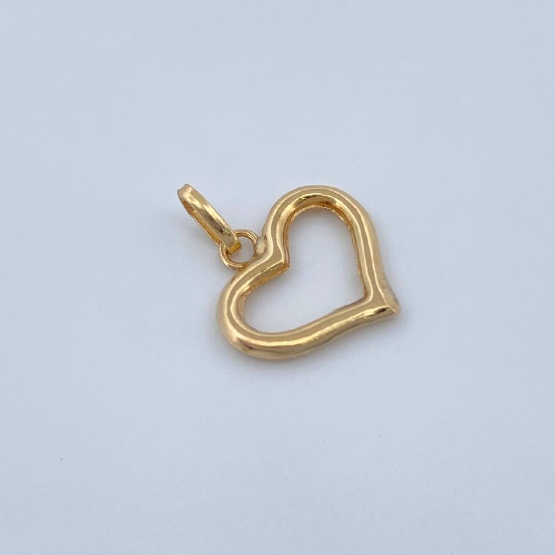Heart Silhouette Pendant 0.45gr / 3/4 in / 18K Gold