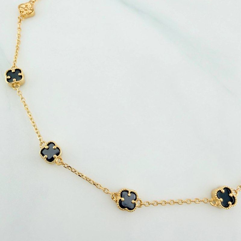 Pulso Trebol Aro Seguido 3.2 g / 8 1/2 in / 4.8 mm Oro Amarillo 18K