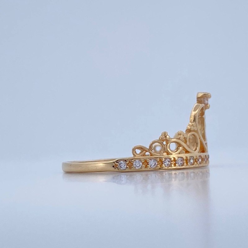 Tiara Ring 15s 1.7gr / Size 6 1/2 / 18K Gold