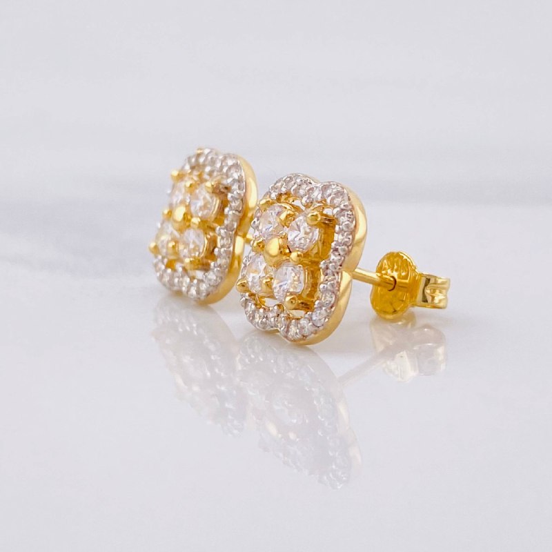 Topos Trebol 2.8g / in / 9.79mm Oro Amarillo 18K