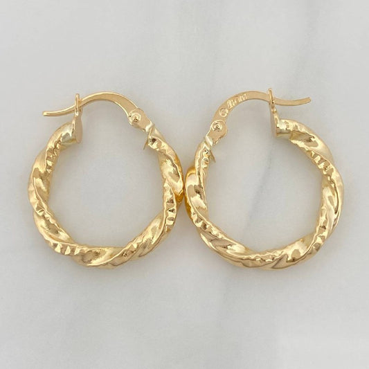 Candongas Milu Rayadas 1.85 g / 3/4 in Oro Amarillo 18K