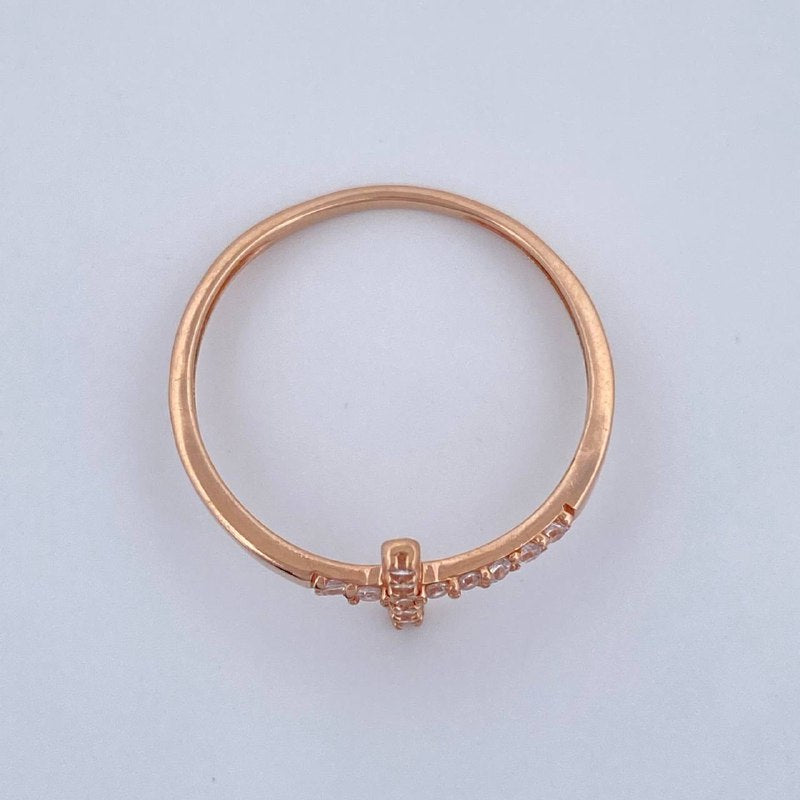 Internal Latin Cross Ring 1.1gr / Size 7 1/4 / 18K Gold