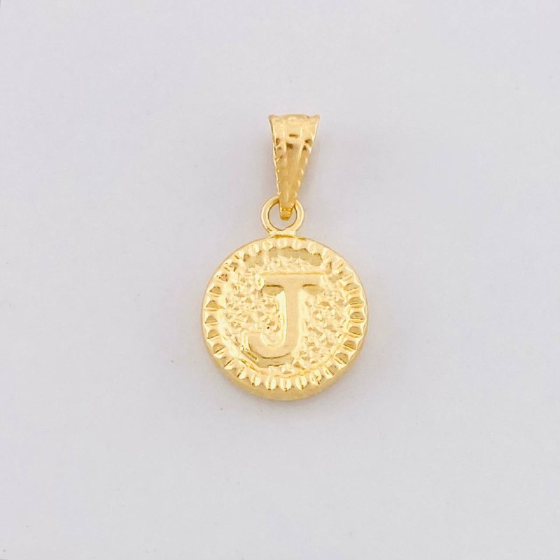 Dije Circulo Letra J 0.6g / 3/4 in Oro Amarillo 18K