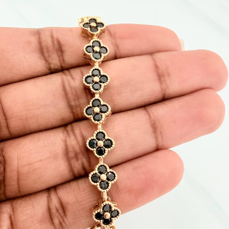 Clover Bracelet 16.1 g / 7 3/4 in / 7.6 mm Yellow Gold 18K