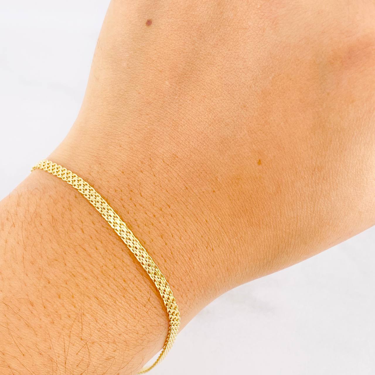 Bismark Bracelet 1.6g / 8 1/4 in / 2.7mm Yellow Gold 18K