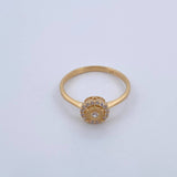 Halo Circle Ring 1.75gr / Size 4 3/4 / 18K Gold &