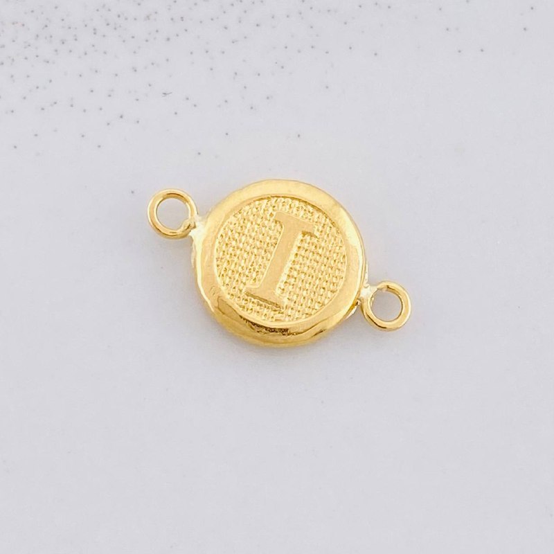 Herraje Circulo Letra I 0.4g / 1/2 in Oro Amarillo 18K