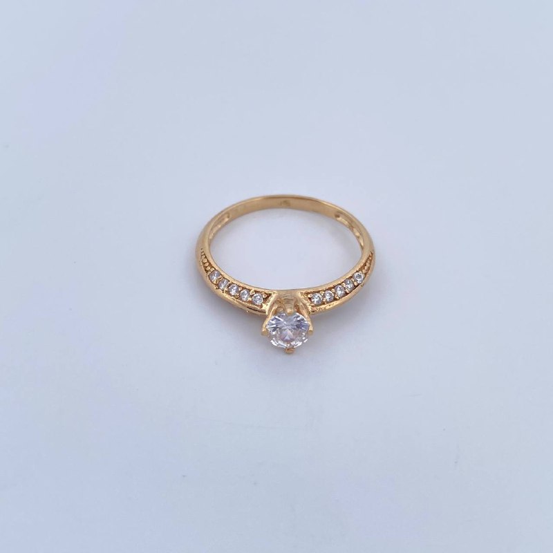 Solitaire Ring Churumbela. 2gr / Size 6 3/4 / 18K Gold &