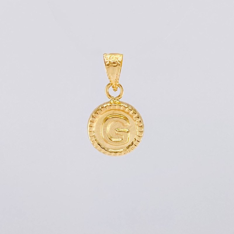 Dije Circulo Letra G 0.4g / 1/2 in Oro Amarillo 18K