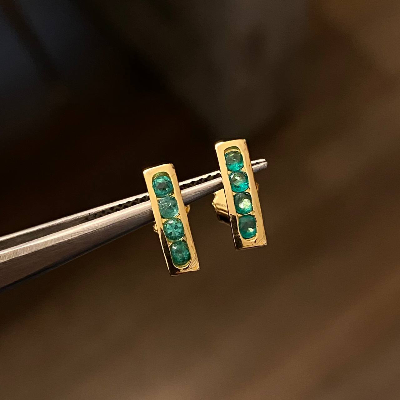 Stud Earrings Topos 1.9gr/1.1cm Emerald 35pts Lobster Claw Butterfly Yellow Gold (Jewel)*