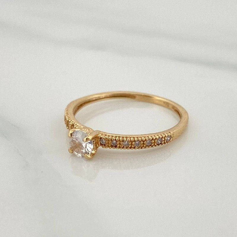 Anillo Solitario Churumbela 1.3gr / T5 1/2 / 3/4 in / Oro Amarillo 18K $