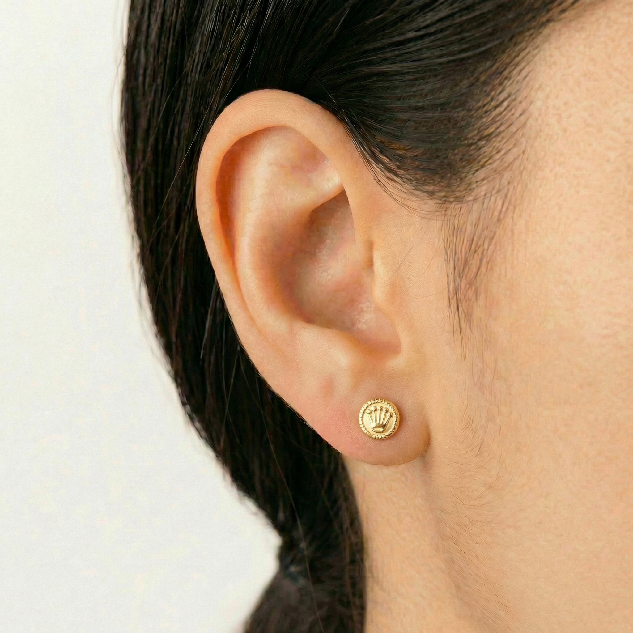 Crown Stud Earrings 0.7gr / 7.85mm 18K Yellow Gold *