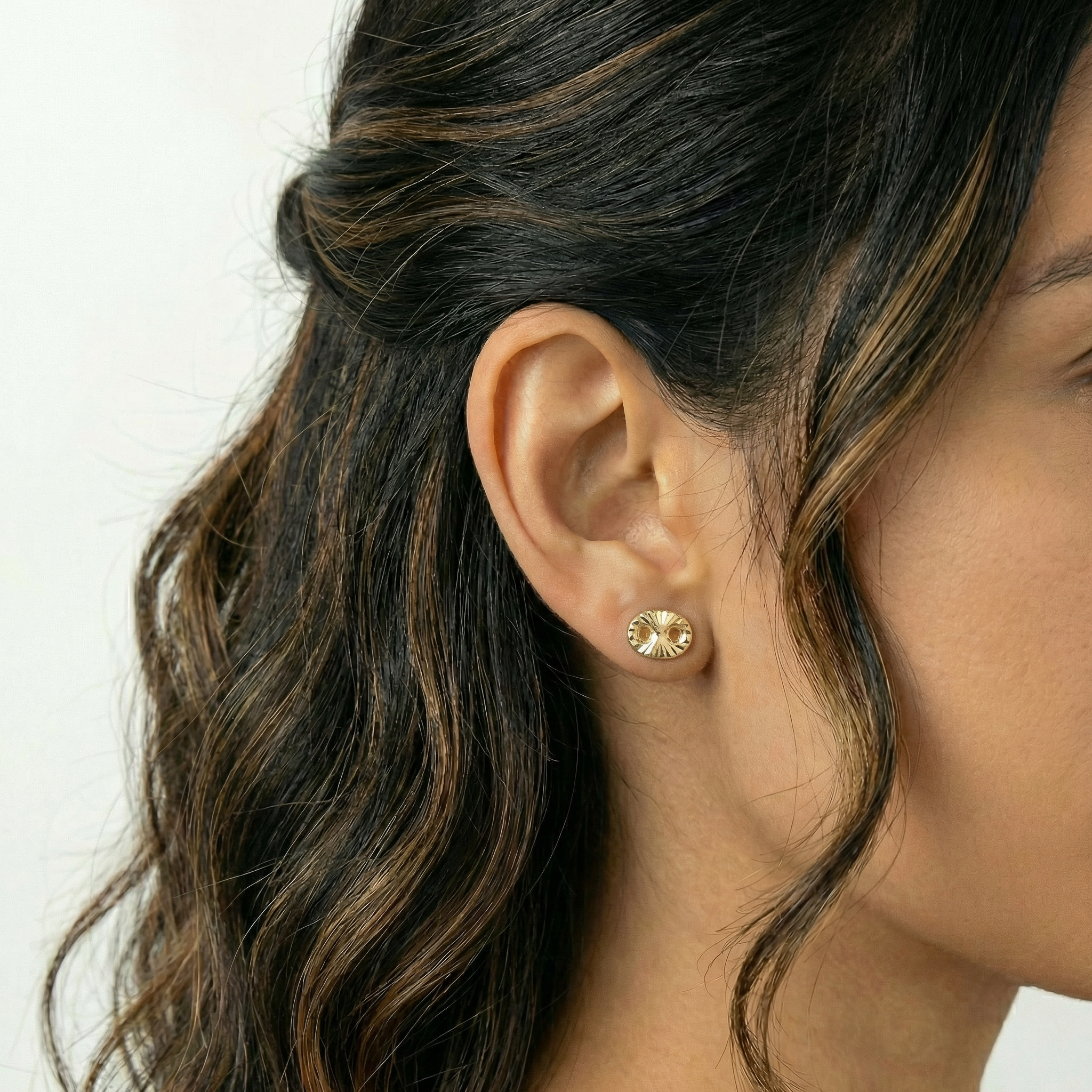 Stud Earrings GC 0.5gr / 18K Yellow Gold