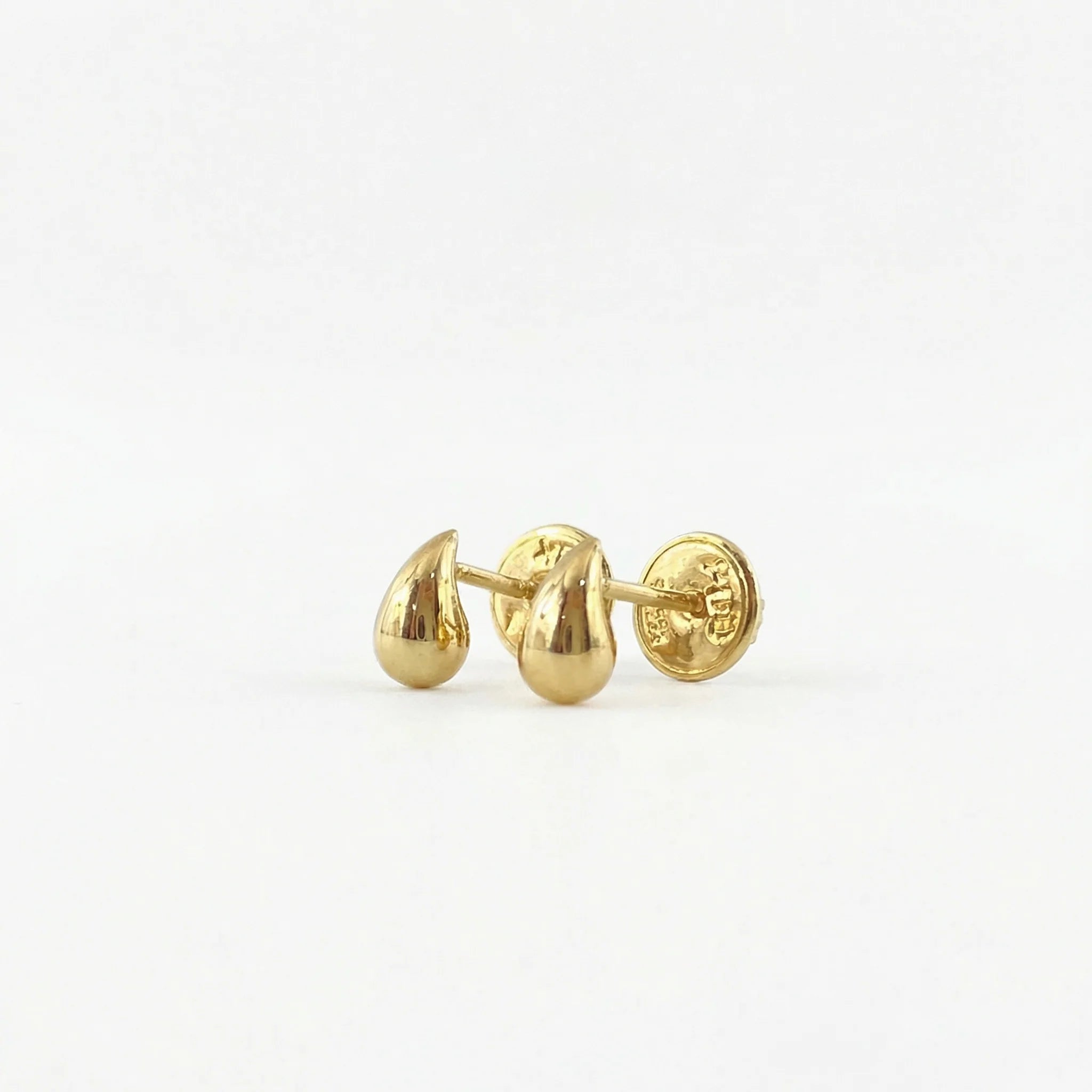 Topos Gota 0.65 g / in / 8.2 mm Oro Amarillo 18K