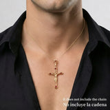 Dije Cruz Cristo Rubies 35pts 4.15gr / 2 in / Oro Amarillo 18K ©
