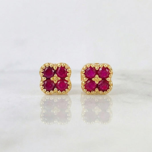 Topos Flor Trebol Rubies 40pts 1.55gr / 6mm Oro Amarillo 18K ©