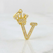 Dije Corona Letra V 1.65g / 1 in Oro Amarillo 18K