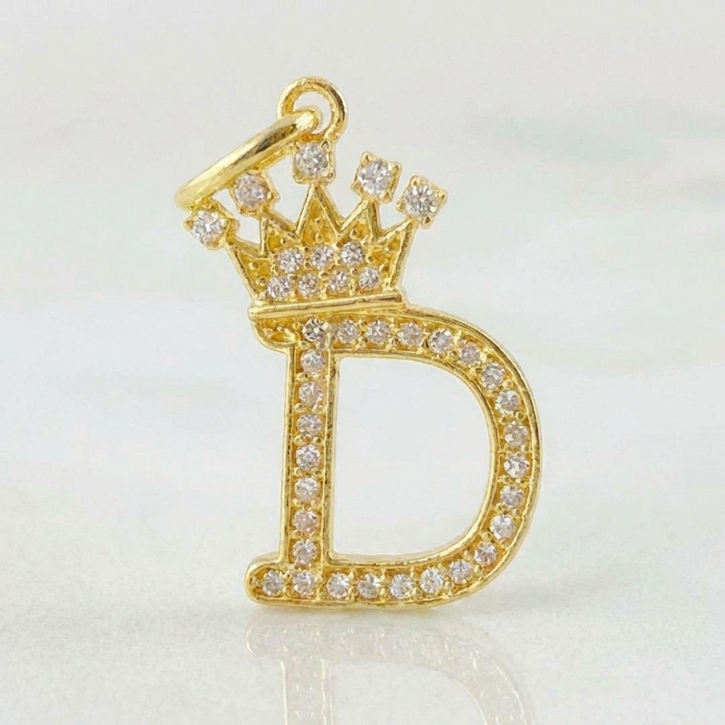 Dije Corona Letra D 1.8g / 1 in Oro Amarillo 18K