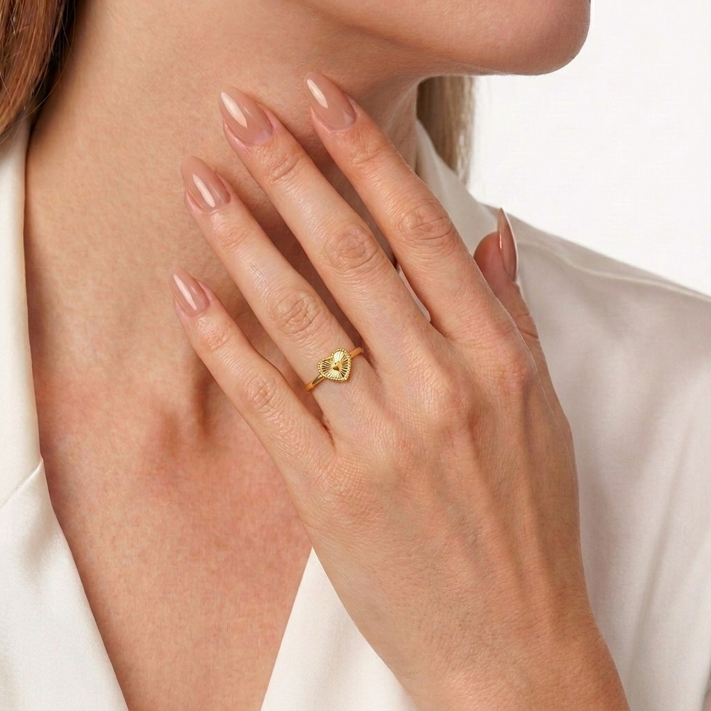 Diamond Cut Heart Ring 1.05 g / T6 18K Yellow Gold