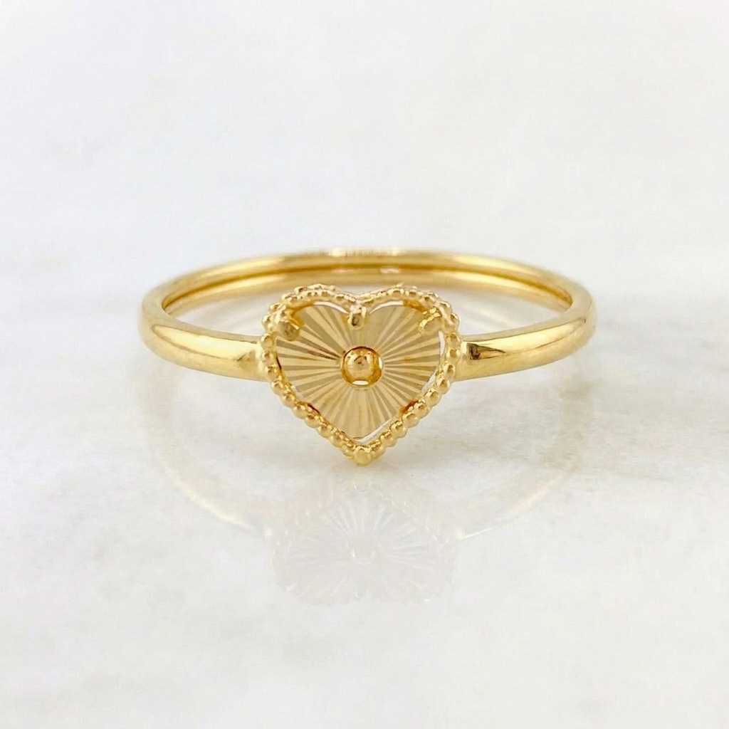 Anillo Corazón Diamantado 0.95 g / T6 3/4 Oro Amarillo 18K