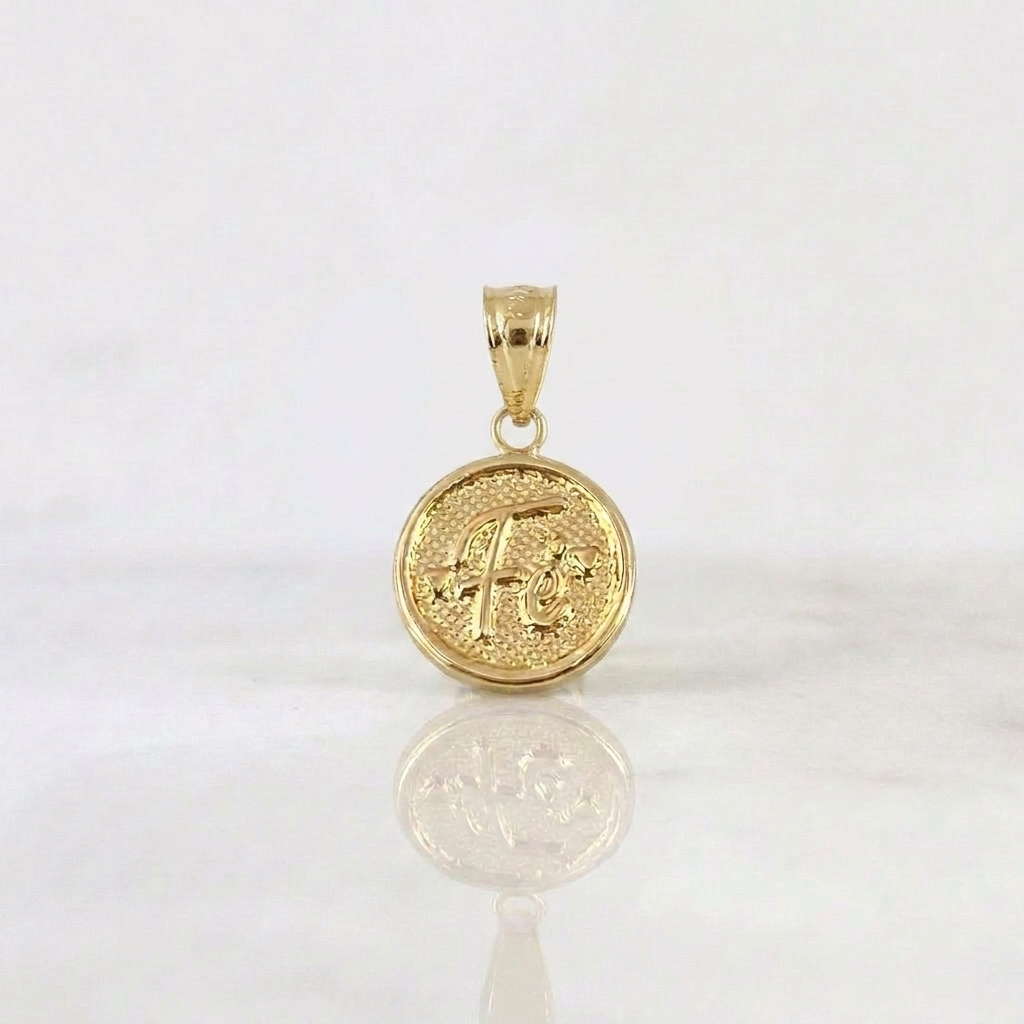 Dije Fe 0.9gr / 3/4 in / Oro Amarillo 18K %