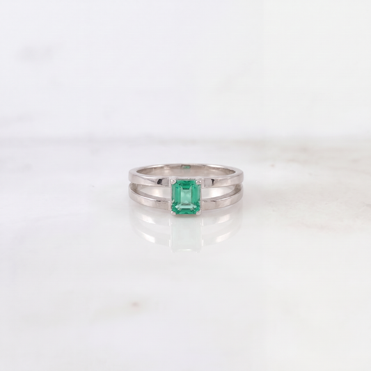 Solitaire Solitaire Double Line 3.56gr / Size 5 1/2 / Emerald 0.45 Qts White Gold (Jewelry Offer) &