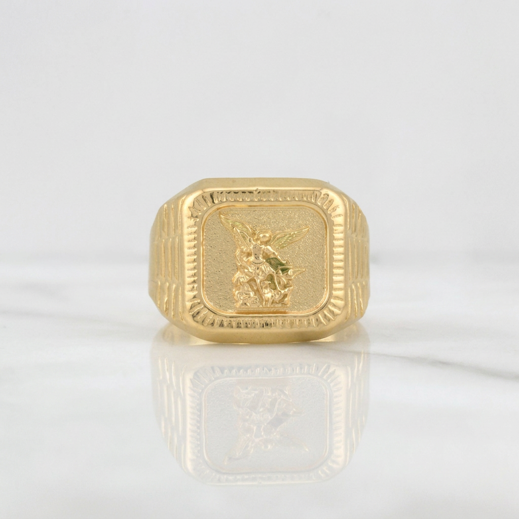 Anillo Arcangel San Miguel 3.6g / T8.75 Oro Amarillo 18K