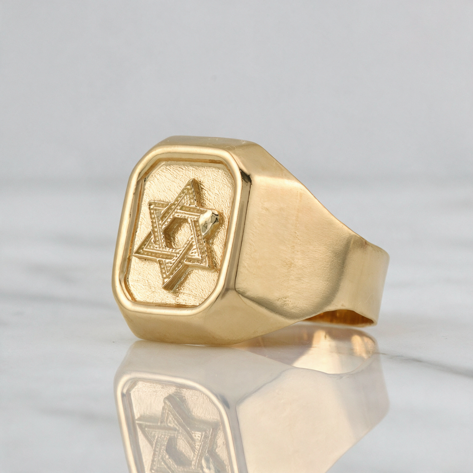 Anillo Estrella de David 3.25g / T8,5 Oro Amarillo 18K