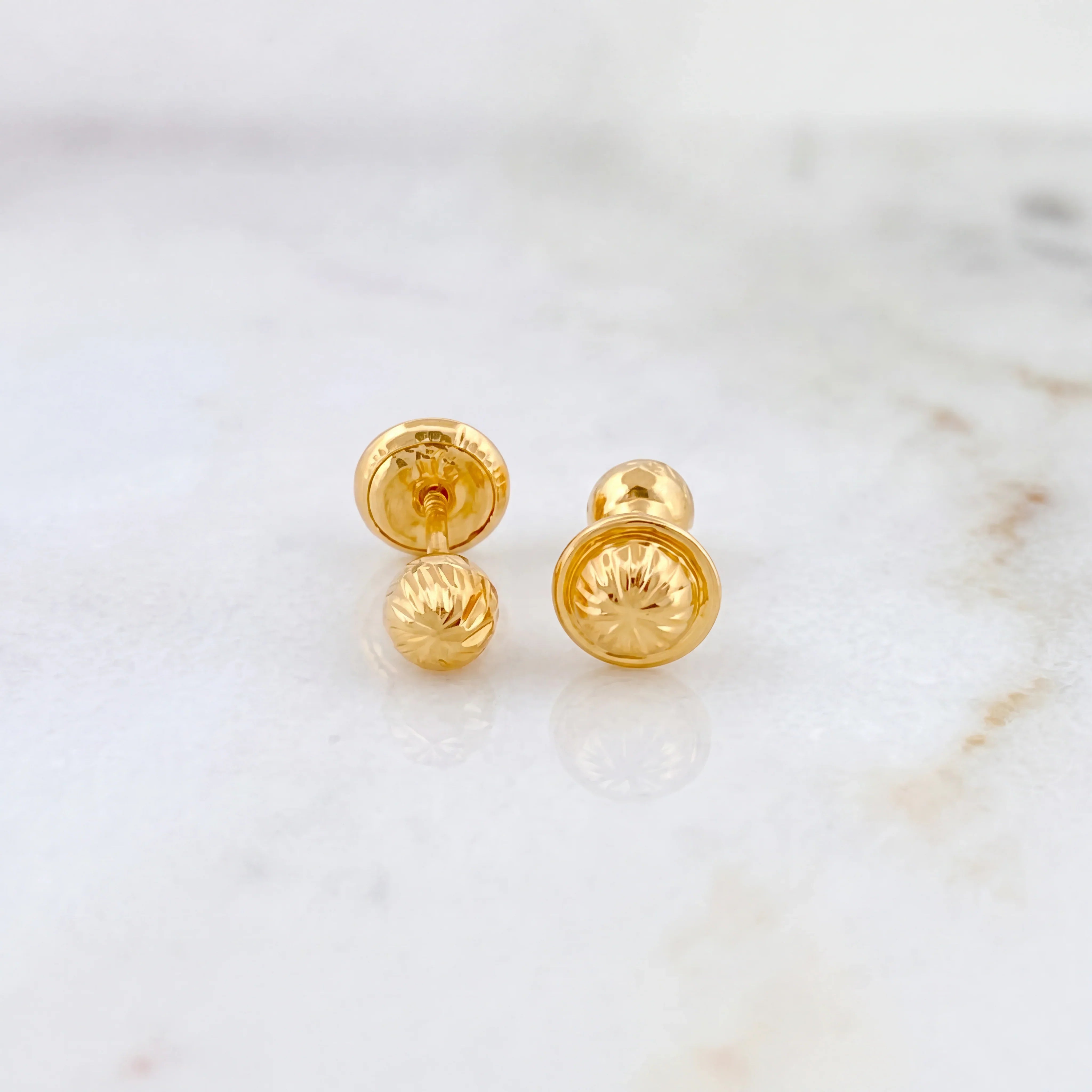Topos Bola Diamantada 0.55g / in / 4mm Oro Amarillo 18K