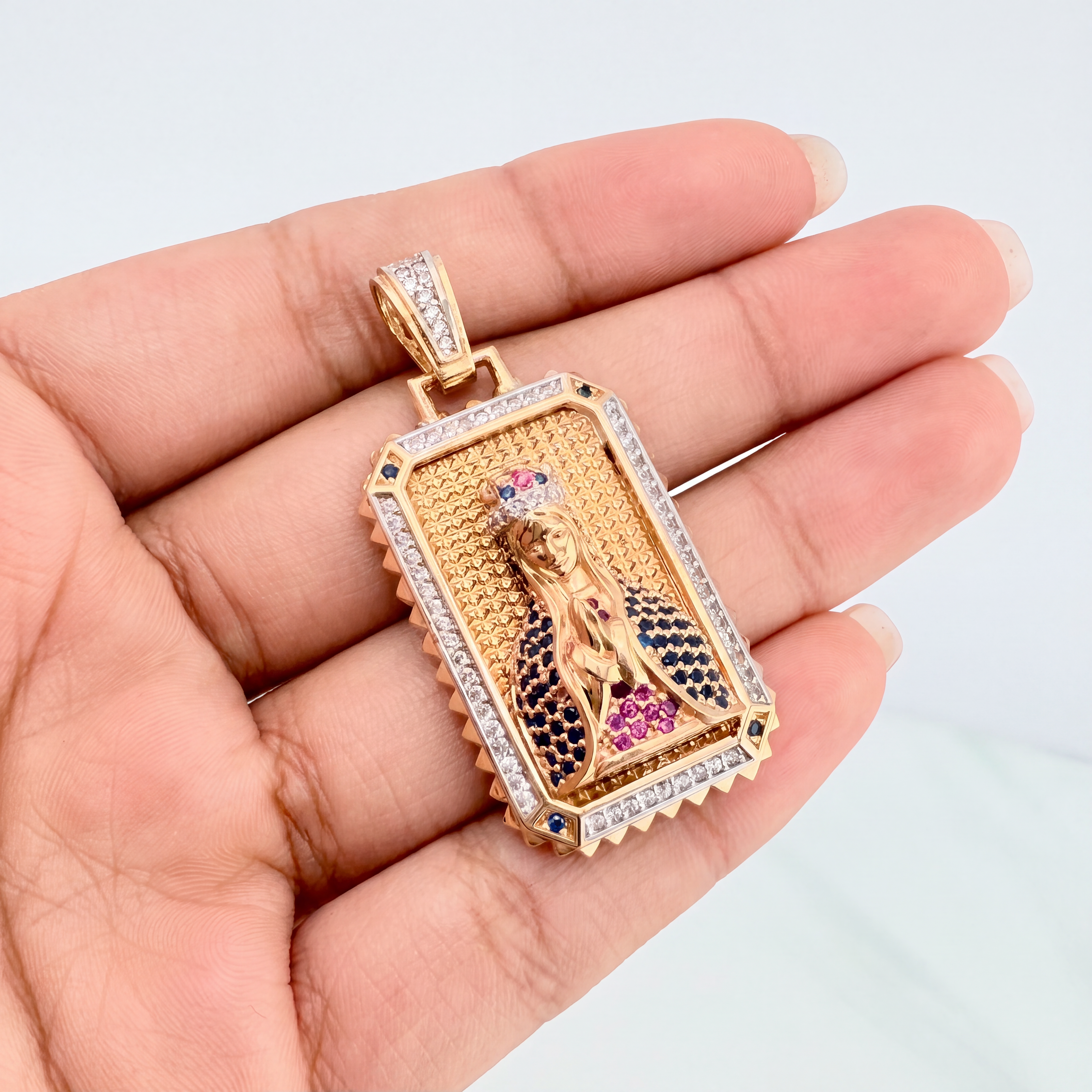 Dije Virgen Maria 12.35 g / 1 3/4 in Dos Oros Amarillo Blanco 18K