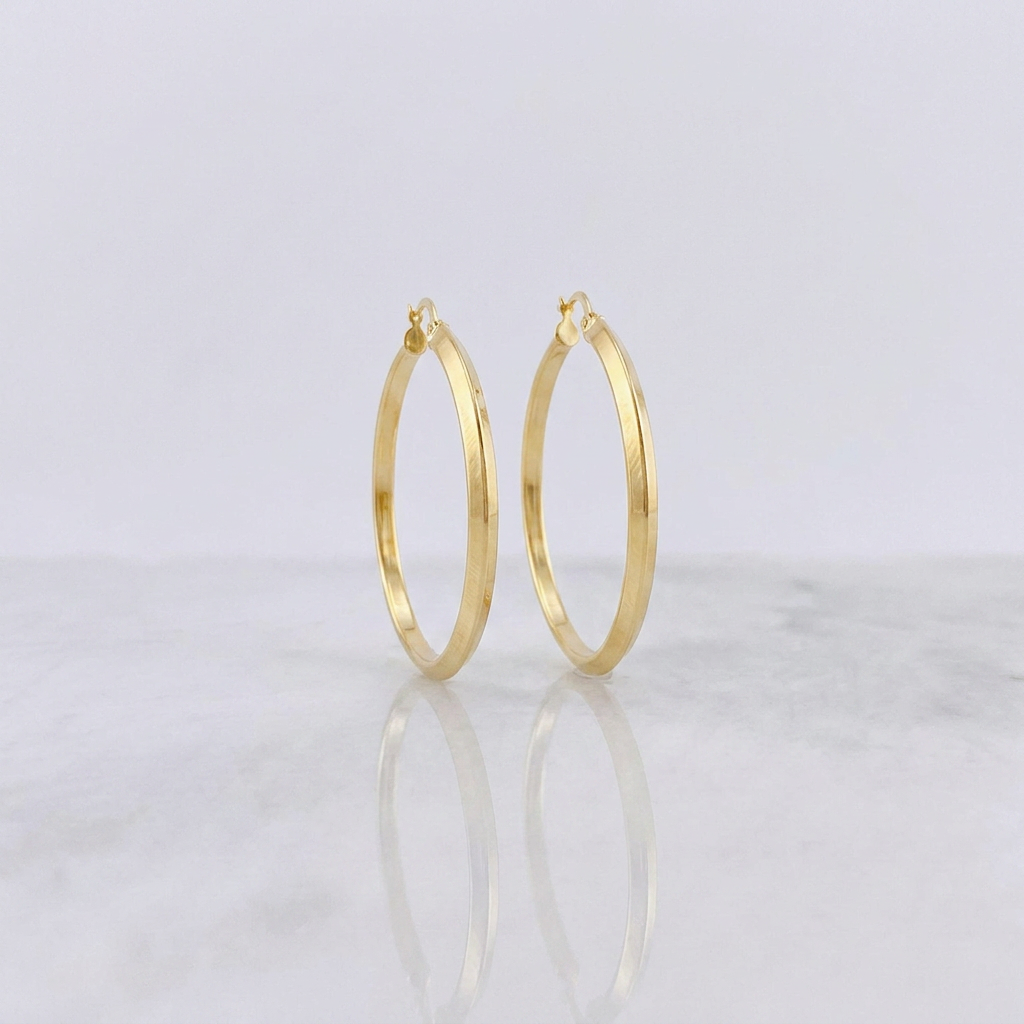 Candongas Clau 4.05gr / 2 in / Oro Amarillo 18K