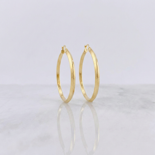 Clau Hoop Earrings 4gr / 2 in / 18K Yellow Gold ©